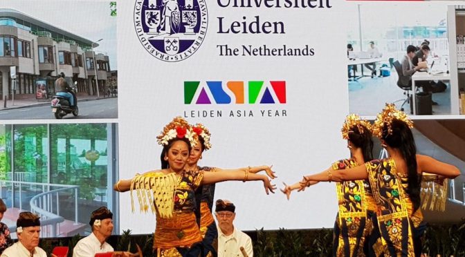 DwiBhumi danst voor Koningin Maxima: Opening Asia Year Leiden